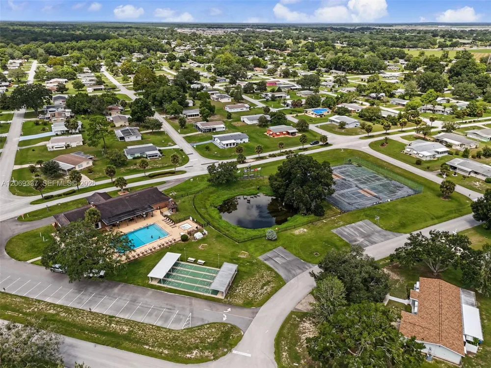 8935 SW 104th Place ocala, FL 34481