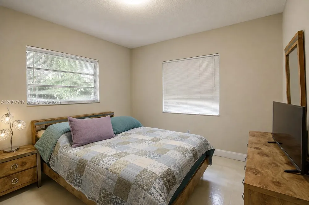 2347 SW 2nd St Miami, FL 33135