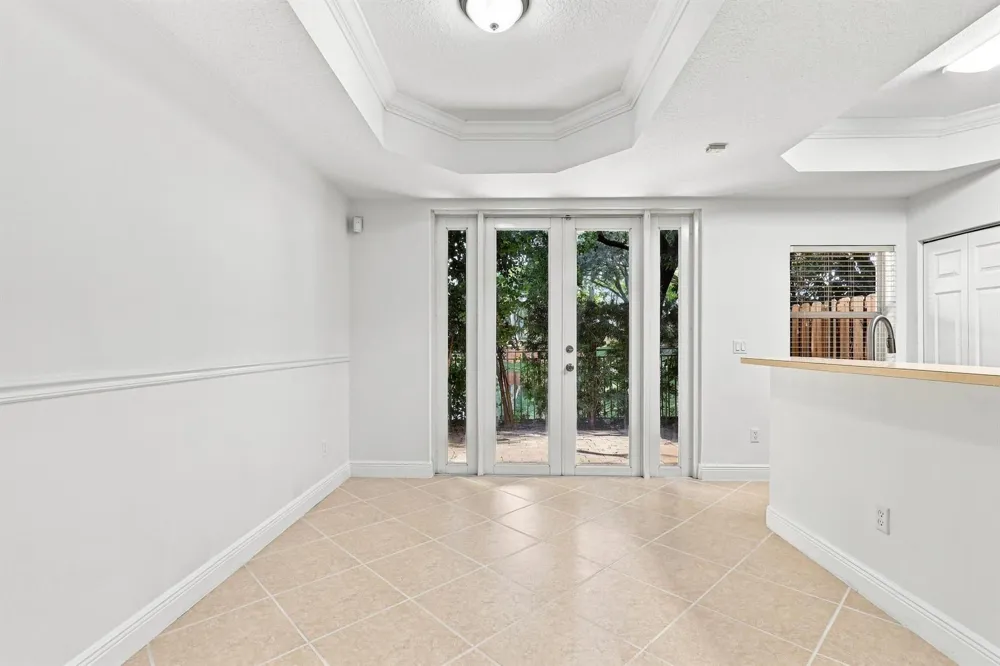 2107 Anchor Court Fort Lauderdale, FL 33312