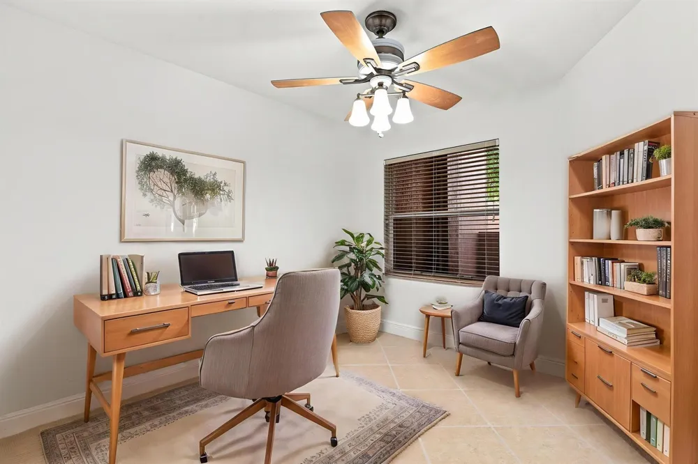 2107 Anchor Court Fort Lauderdale, FL 33312