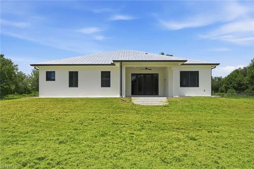 745 Estribo Street Clewiston, FL 33440