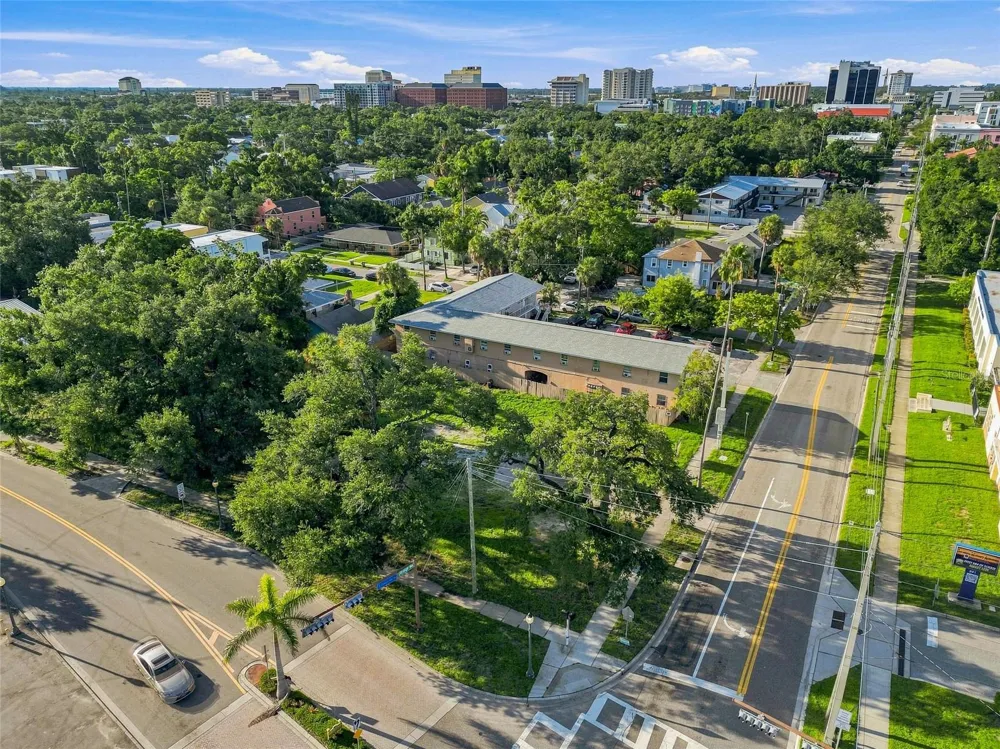 918 ORANGE AVENUE Sarasota, FL 34236
