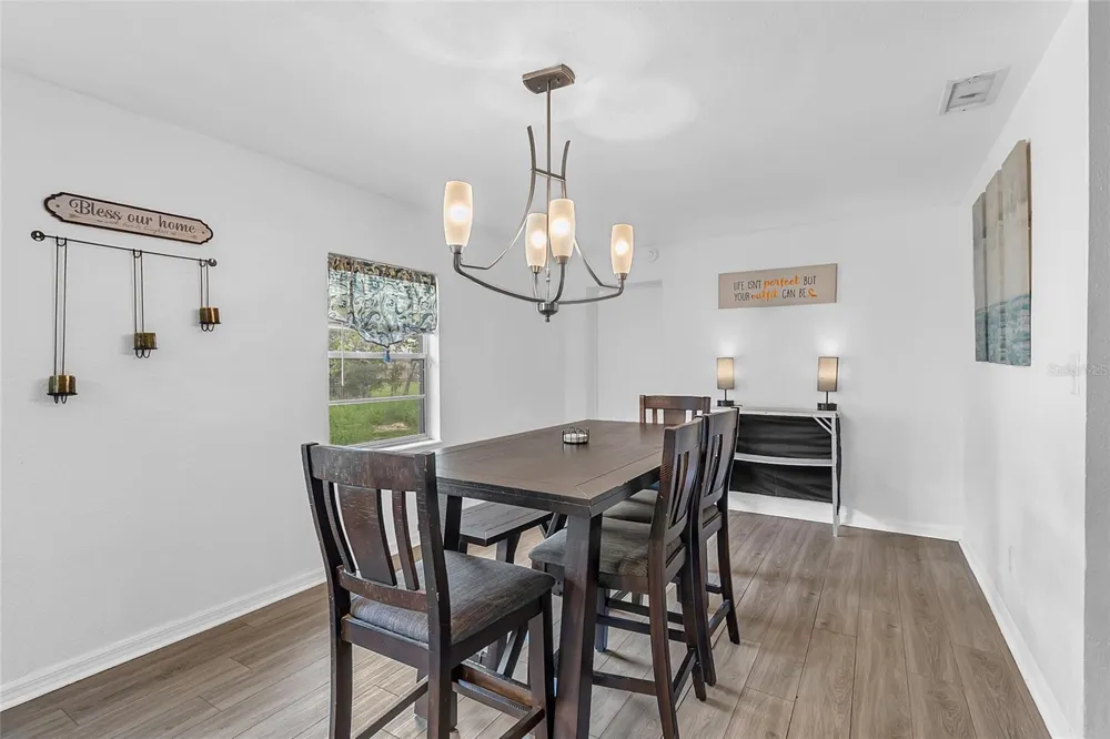 320 S SEMINOLE AVENUE Lake Alfred, FL 33850