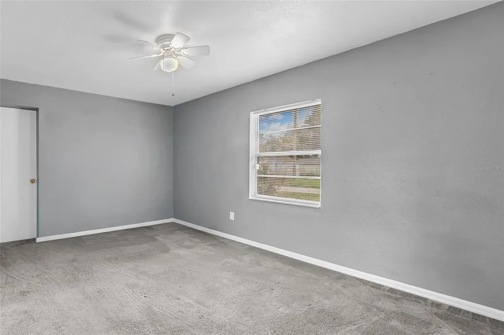 320 S SEMINOLE AVENUE Lake Alfred, FL 33850