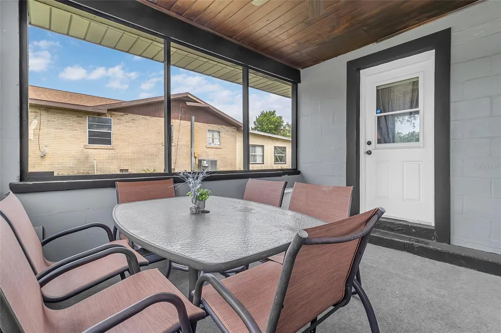320 S SEMINOLE AVENUE Lake Alfred, FL 33850