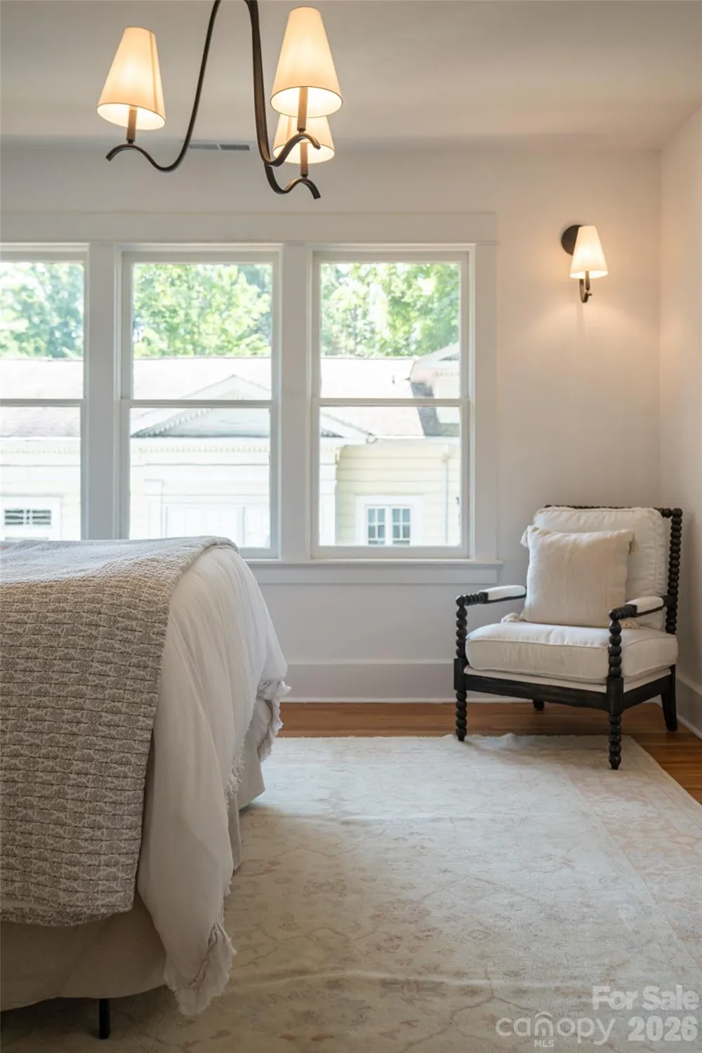 142 Edwin Place Asheville, NC 28801