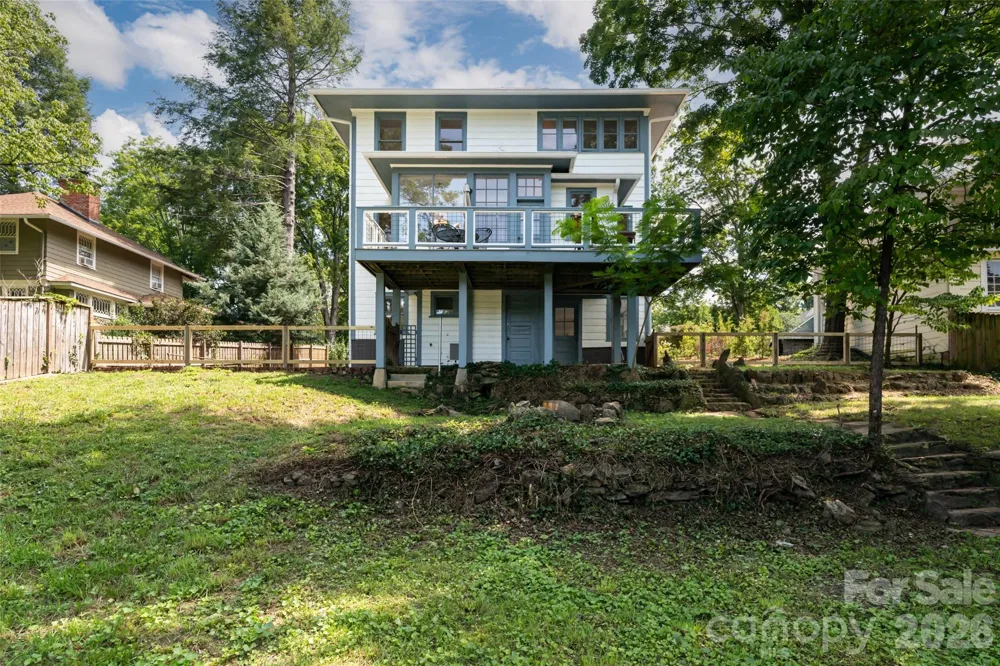 142 Edwin Place Asheville, NC 28801