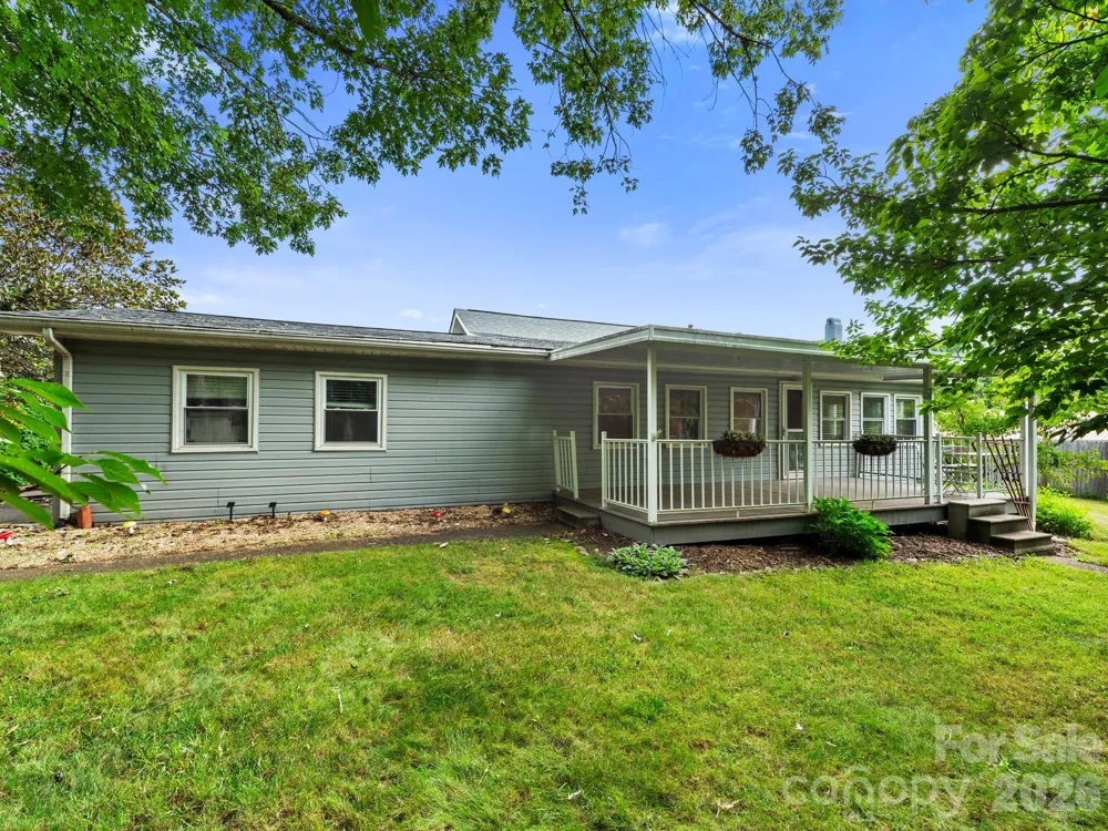 32 Fair Drive Candler, NC 28715