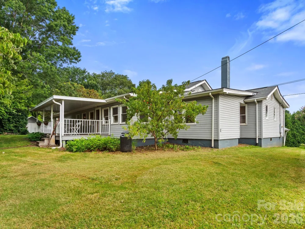 32 Fair Drive Candler, NC 28715