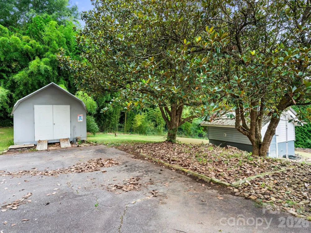 32 Fair Drive Candler, NC 28715