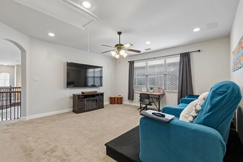 4921 Empire Way Irving, TX 75038