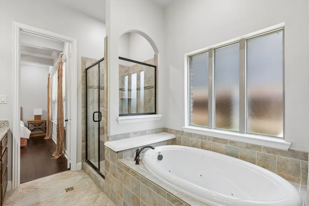 4921 Empire Way Irving, TX 75038
