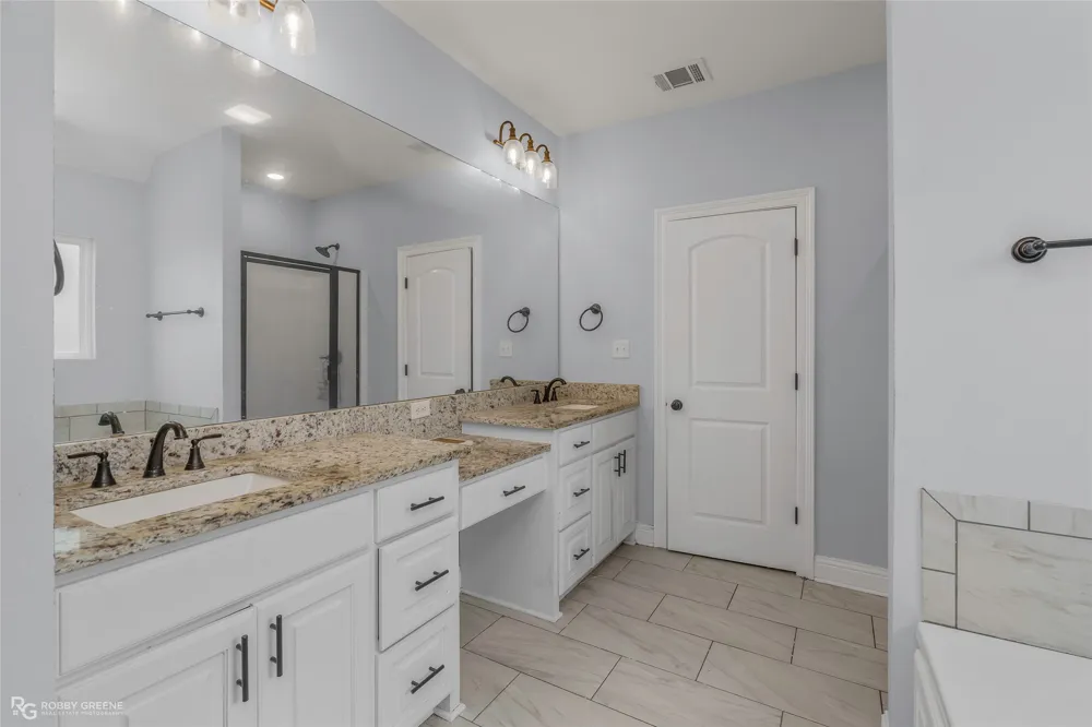 608 Lessie Drive Stonewall, LA 71078