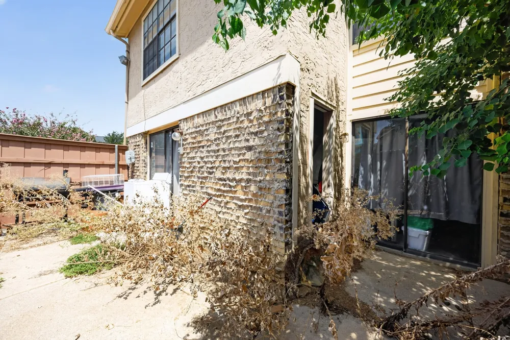 2632 Piedras Irving, TX 75038