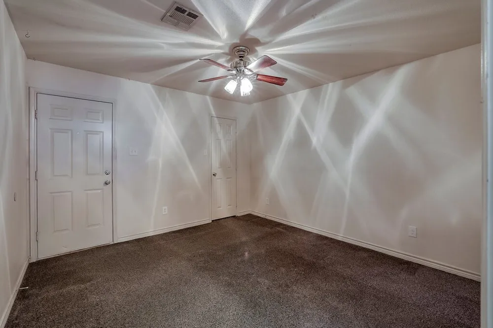 113 Oak Wood Lane Kennedale, TX 76060