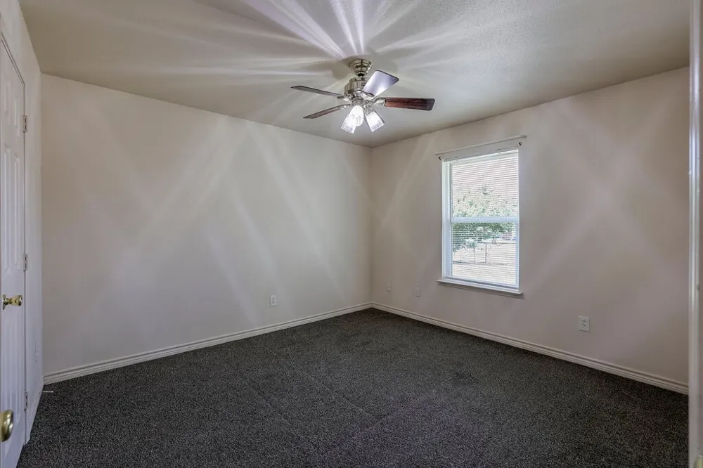 113 Oak Wood Lane Kennedale, TX 76060