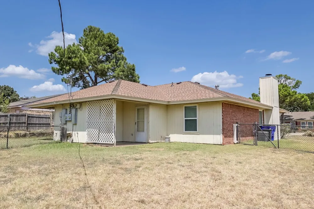 113 Oak Wood Lane Kennedale, TX 76060