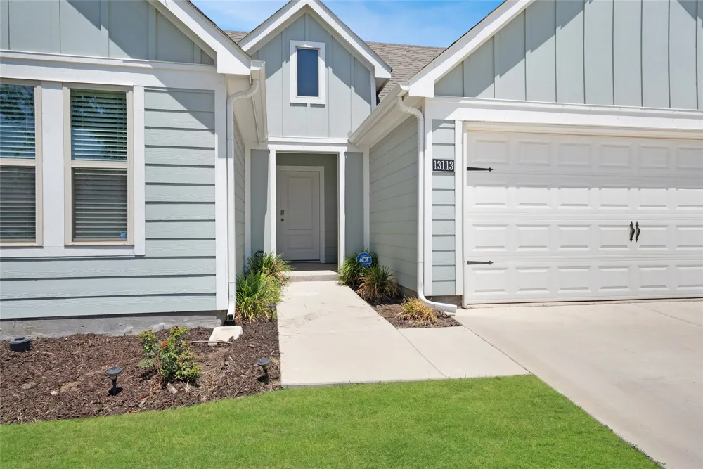 13113 Don Fisher Lane Providence Village, TX 76227