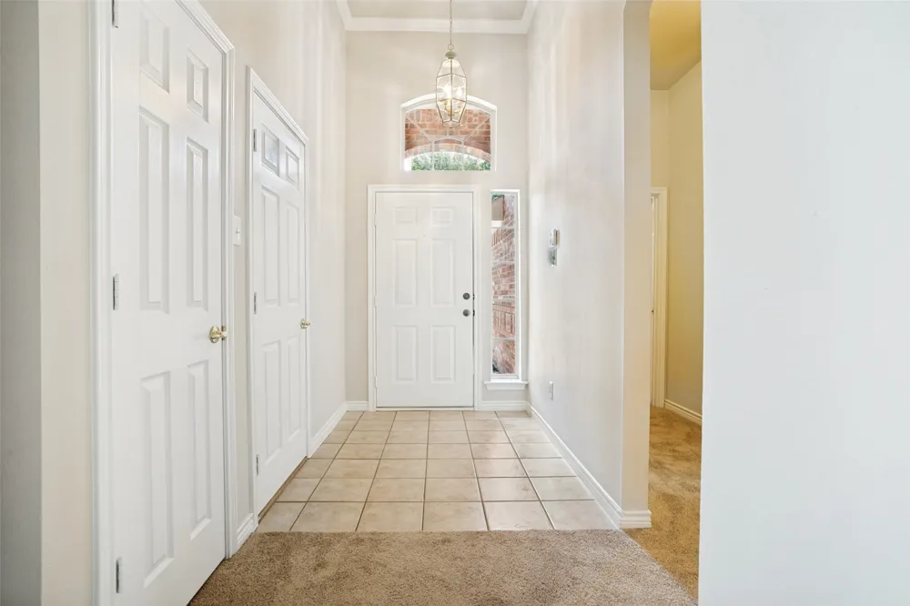 110 Blue Bonnet Circle Justin, TX 76247