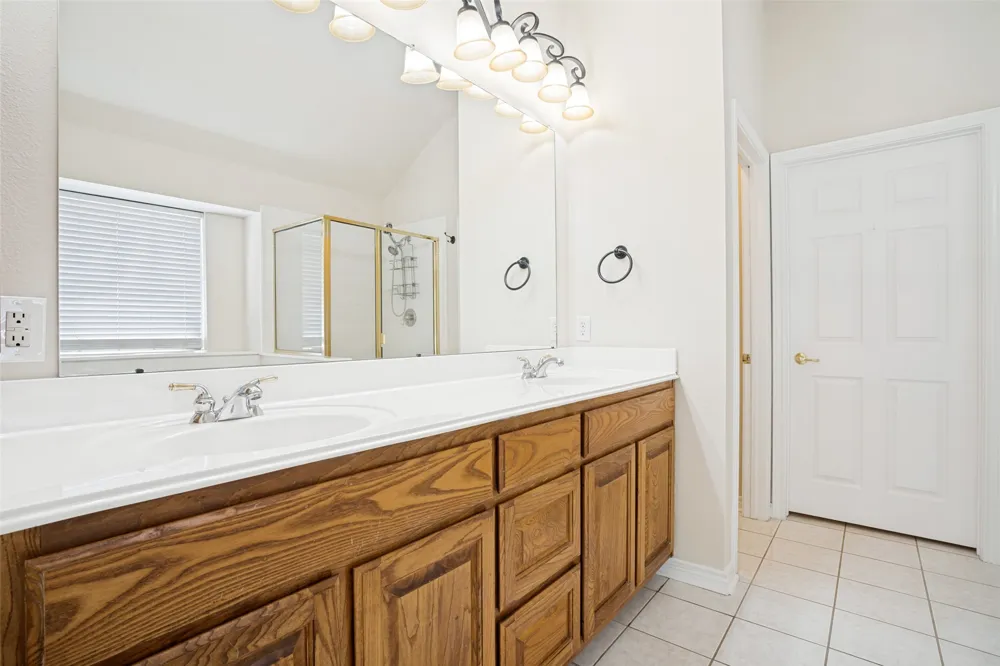 110 Blue Bonnet Circle Justin, TX 76247