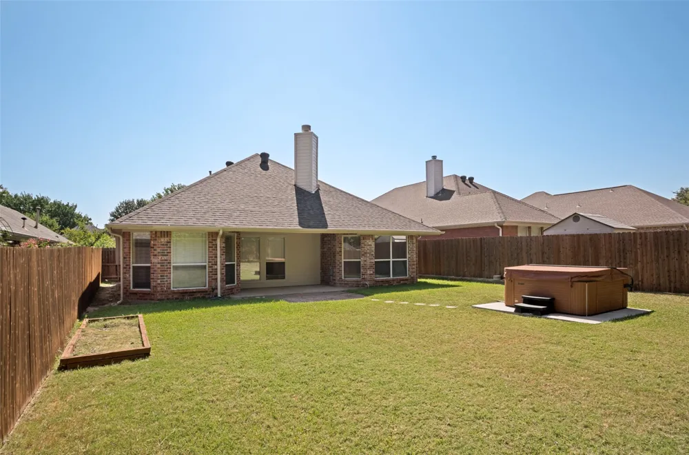 110 Blue Bonnet Circle Justin, TX 76247