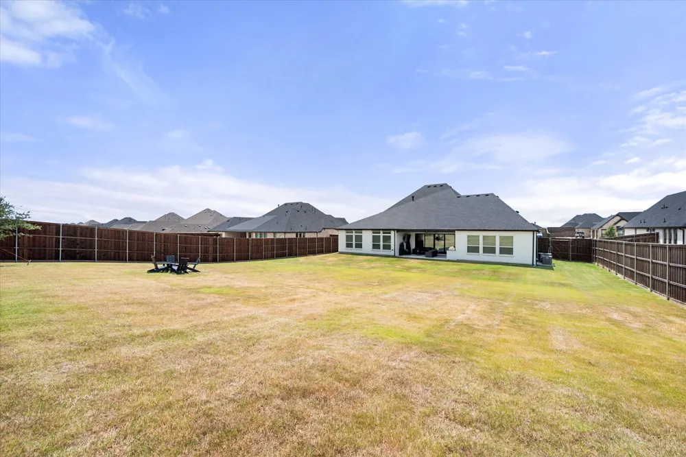2109 Glenbrook Street Haslet, TX 76052
