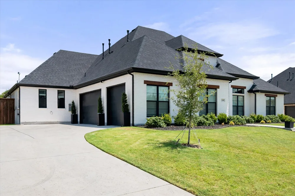 2109 Glenbrook Street Haslet, TX 76052