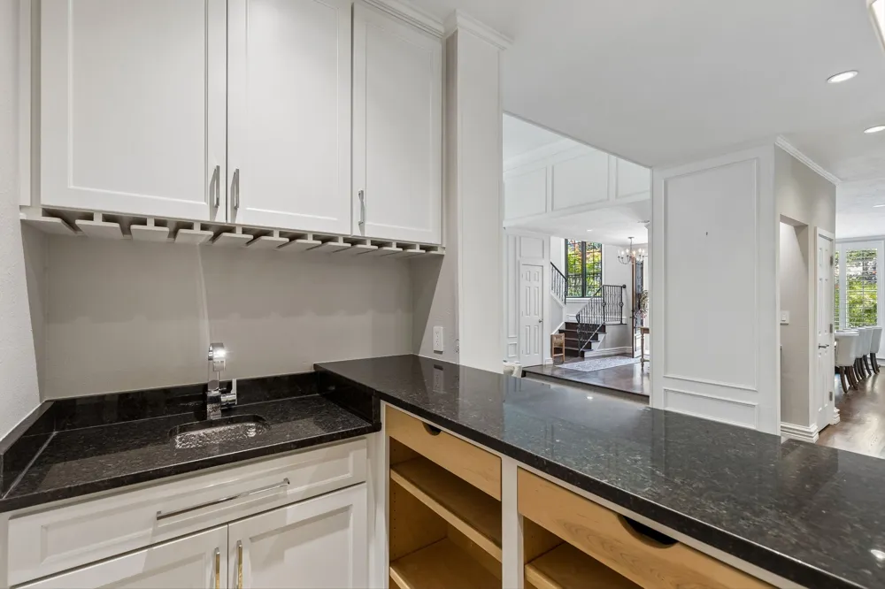 6015 Shetland Drive Dallas, TX 75230