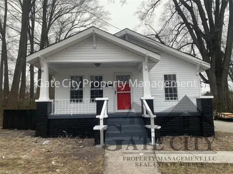 213 Marshall Street