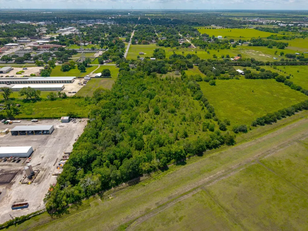 1301 Adams Road Bay City, TX 77414
