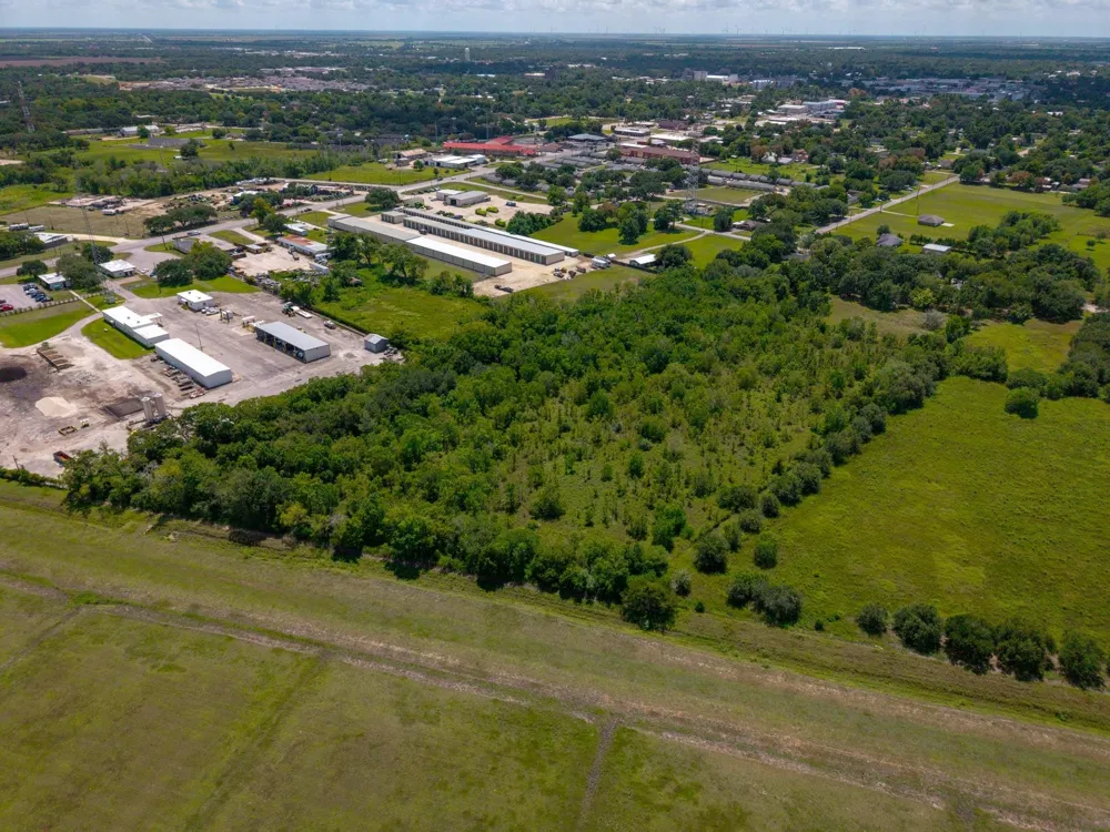 1301 Adams Road Bay City, TX 77414
