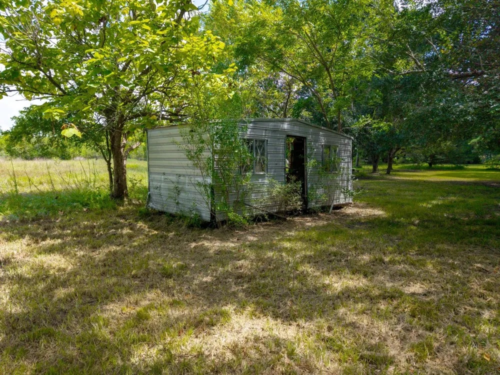 1301 Adams Road Bay City, TX 77414
