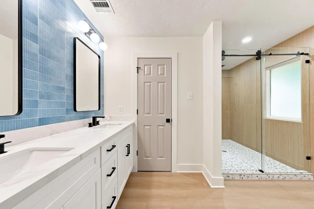 1512 Windsor Drive Friendswood, TX 77546
