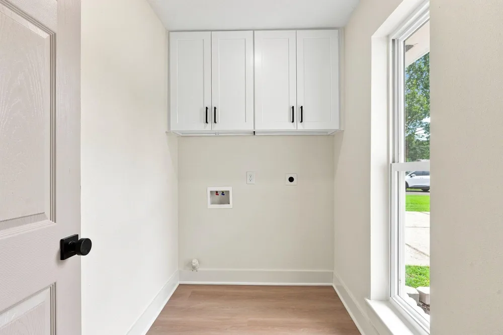 1512 Windsor Drive Friendswood, TX 77546
