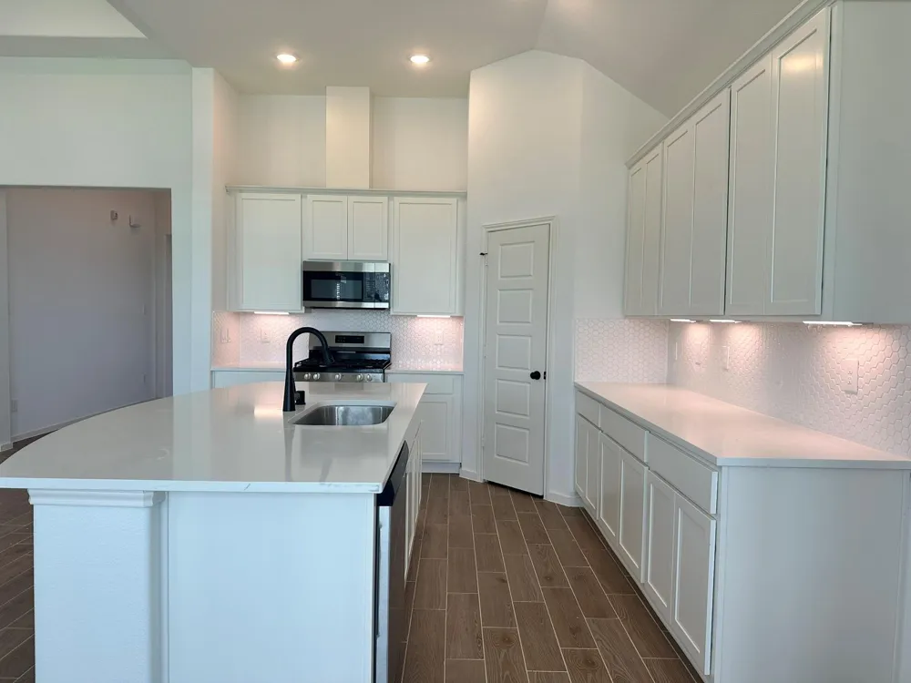 13623 Lago Vista Drive Iowa Colony, TX 77583