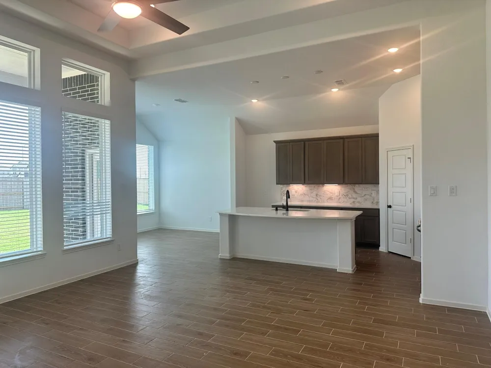 13631 Lago Vista Drive Iowa Colony, TX 77583