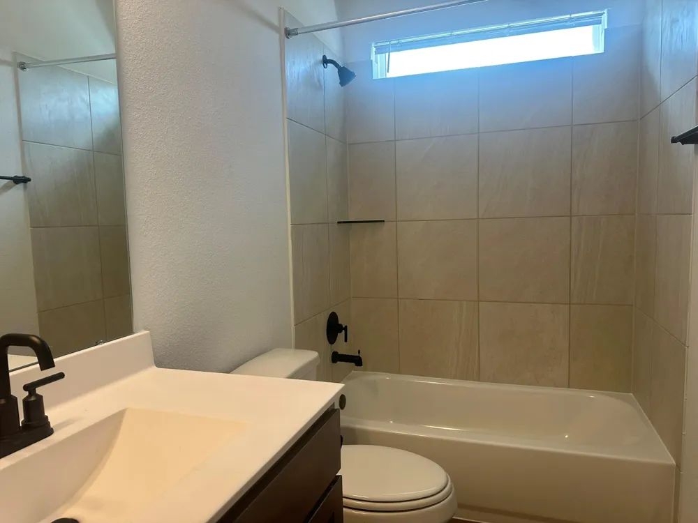 13631 Lago Vista Drive Iowa Colony, TX 77583