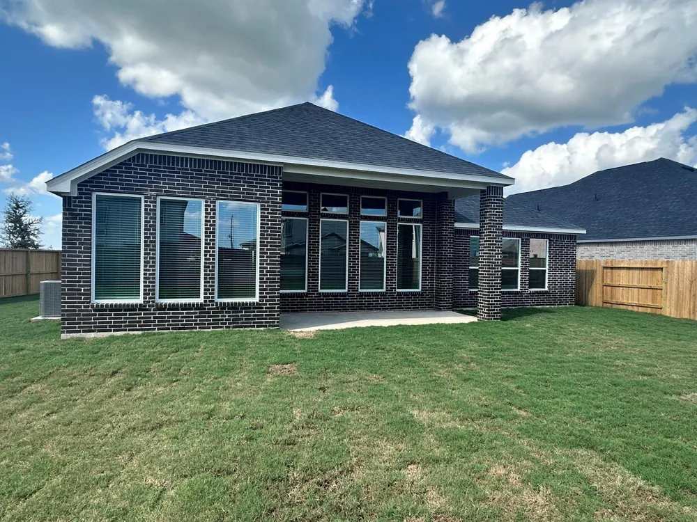 13631 Lago Vista Drive Iowa Colony, TX 77583