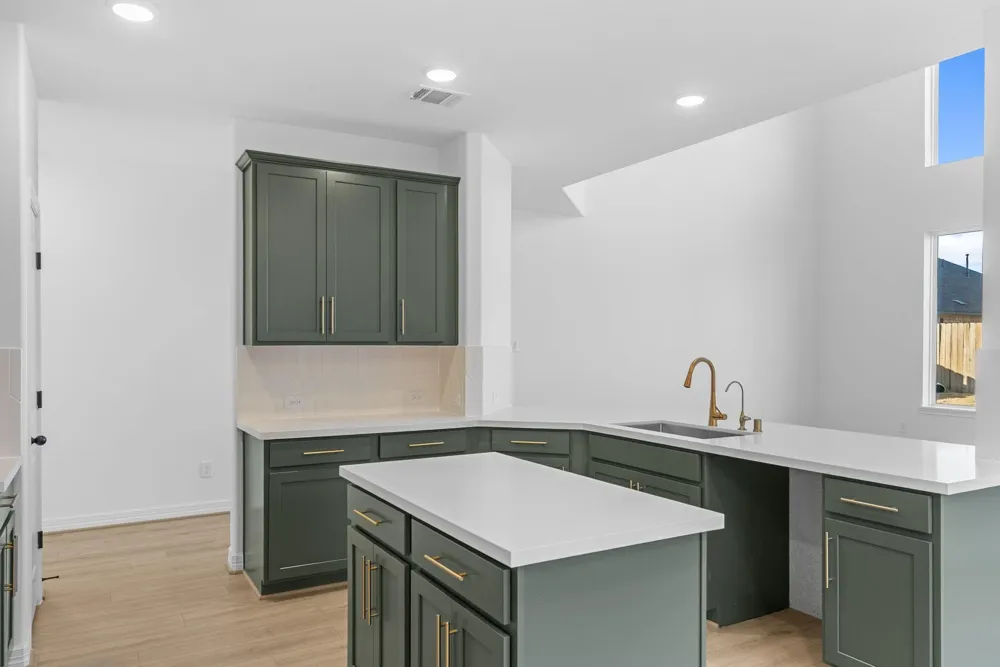 7739 Topaz Ridge Drive Angleton, TX 77515