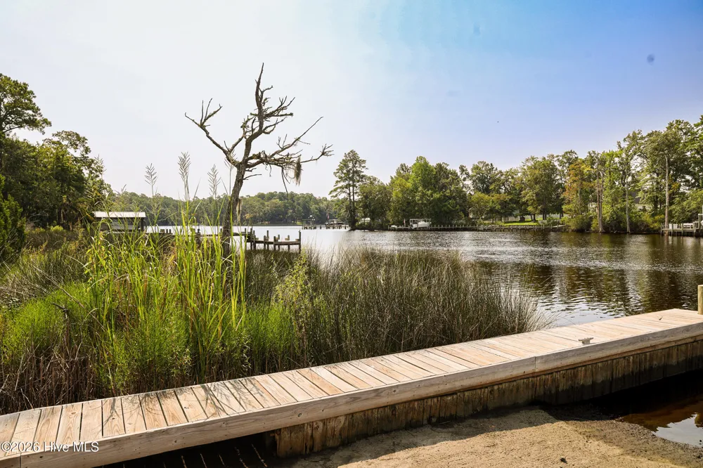 801 Sawmill Landing Road Bath, NC 27808