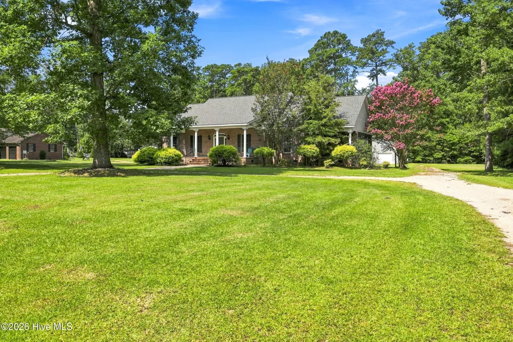 801 Sawmill Landing Road Bath, NC 27808