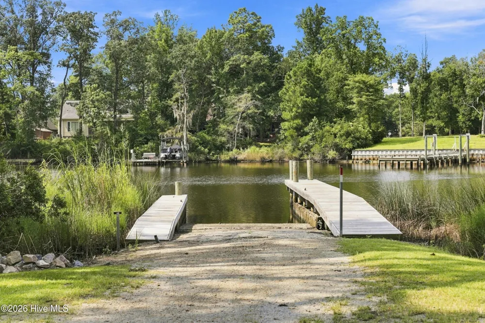 801 Sawmill Landing Road Bath, NC 27808