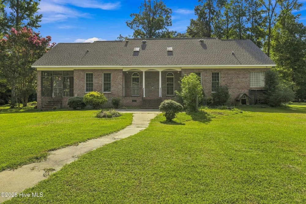 801 Sawmill Landing Road Bath, NC 27808