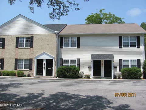 103 Short Street #D