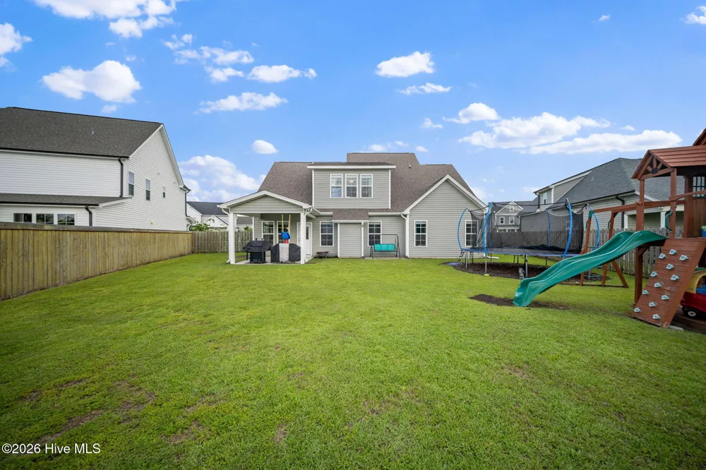 111 E Barred Owl Drive Hampstead, NC 28443