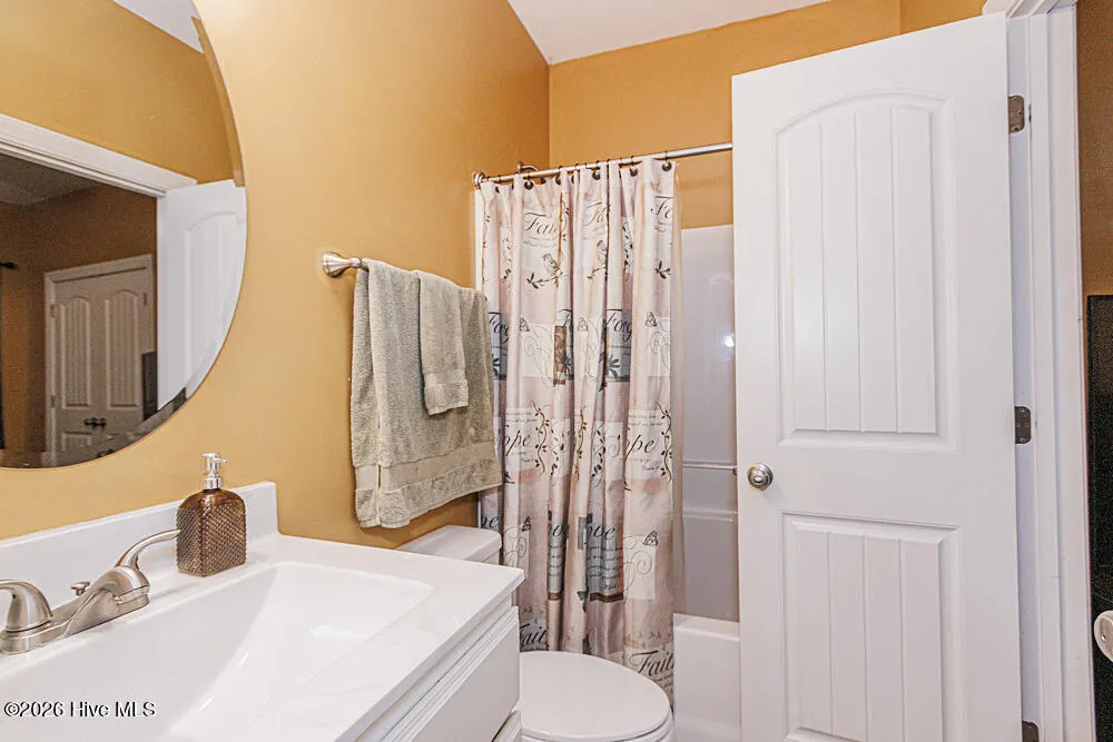 4324 Bristlecone Drive Ayden, NC 28513