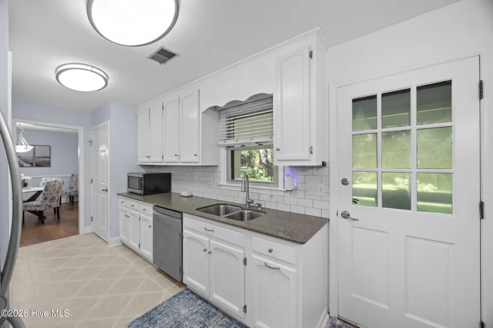 5447 Eastwind Road Wilmington, NC 28403