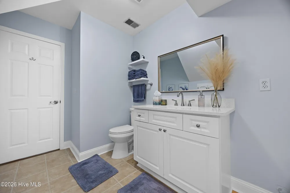 5447 Eastwind Road Wilmington, NC 28403