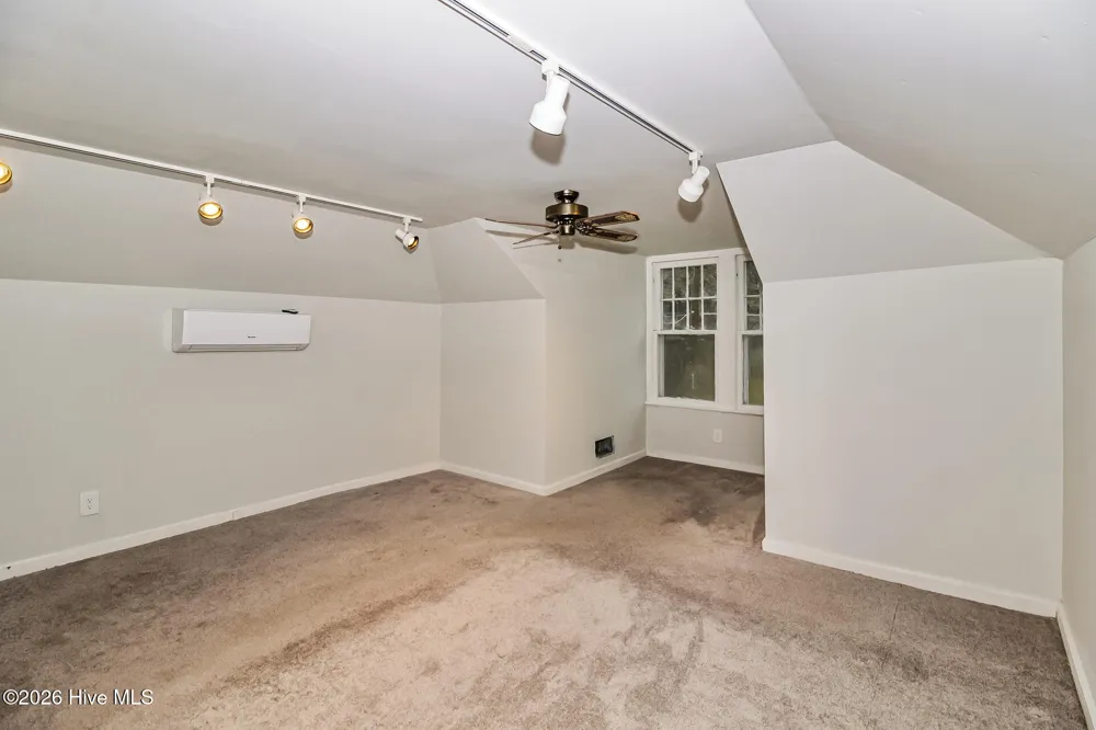 114 E Clay Street Whiteville, NC 28472