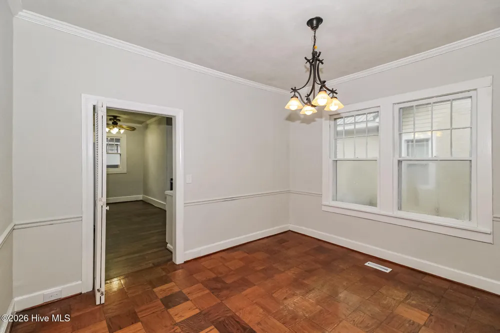 114 E Clay Street Whiteville, NC 28472